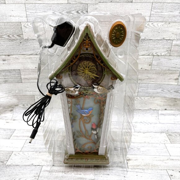 2020 HALLMARK KEEPSAKE THE BEAUTY OF BIRDS CLOCK MAGIC LIGHT  2020 Hallmark 14\